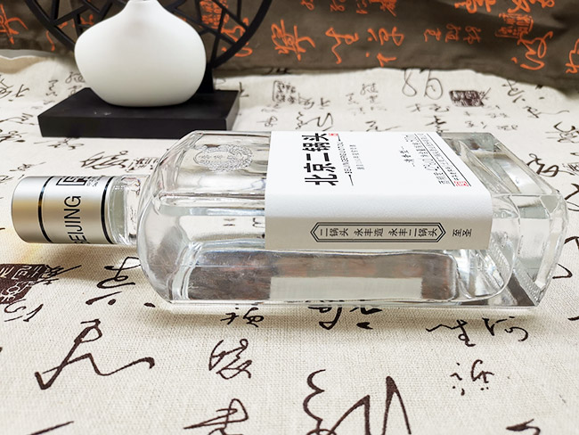 永豐牌北京二鍋頭酒至圣白標 清香型白酒【42° 500ml】